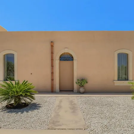 Willa Olivia Dimora Noto