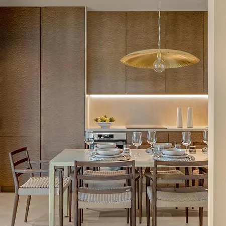 Willa Olivia Dimora *