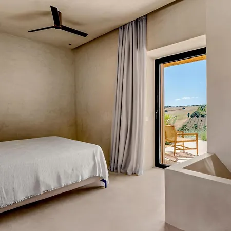 Olivia Dimora Willa *