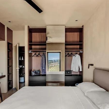 Olivia Dimora نوتو